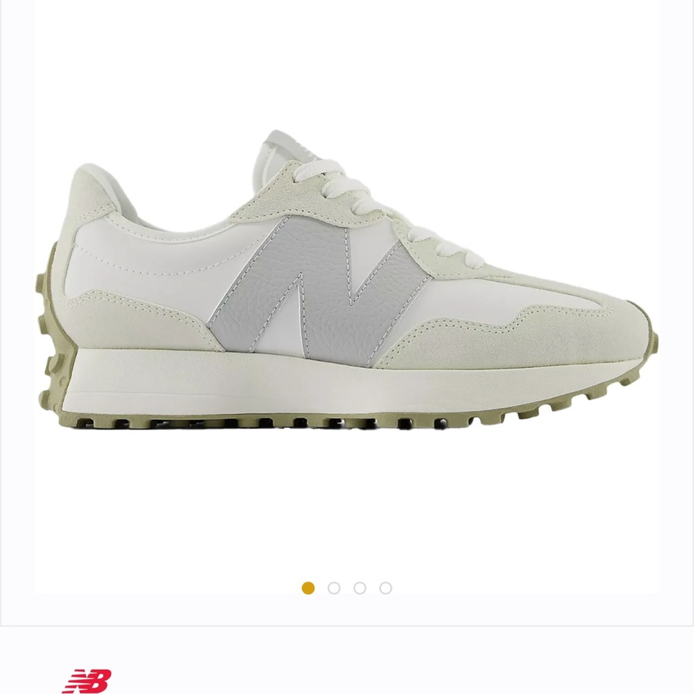 Women’s New Balance 327 in Salt